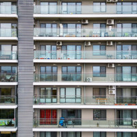 Otturazione scarichi condominiali: cause, segnali e interventi risolutivi per impianti complessi
